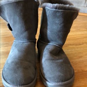 Bailey button uggs